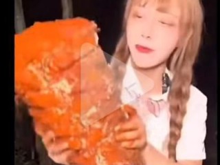网红提子吃鲨鱼现在怎么样了的简单介绍