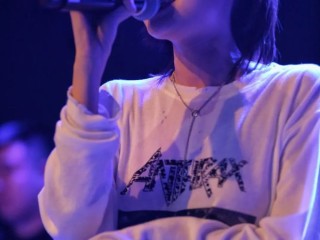 网红歌曲听说,有一首歌叫听说