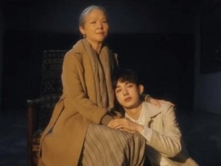 郭敬明ai,郭敬明按电梯是什么意思