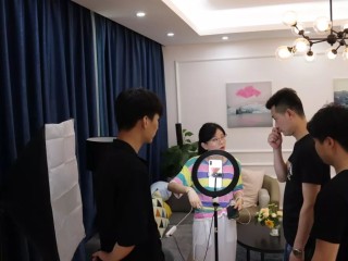 初学者怎样做直播赚钱(初学者怎样做直播赚钱呢)