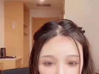 关于网红直播喝农药去世在哪个平台的信息