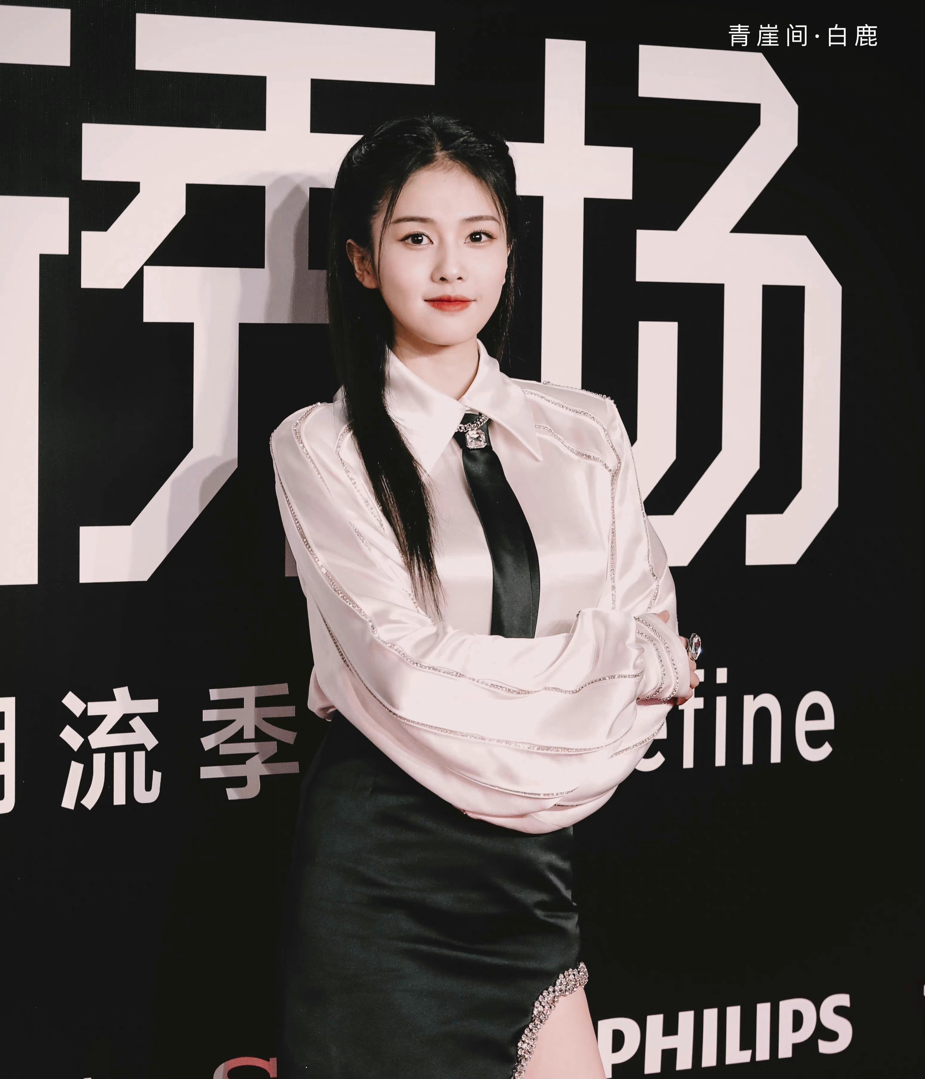 关于ai人外观替换白鹿被上的视频的信息