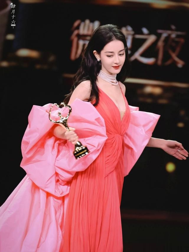 最火的十大女明星,最火女明星前十名当红