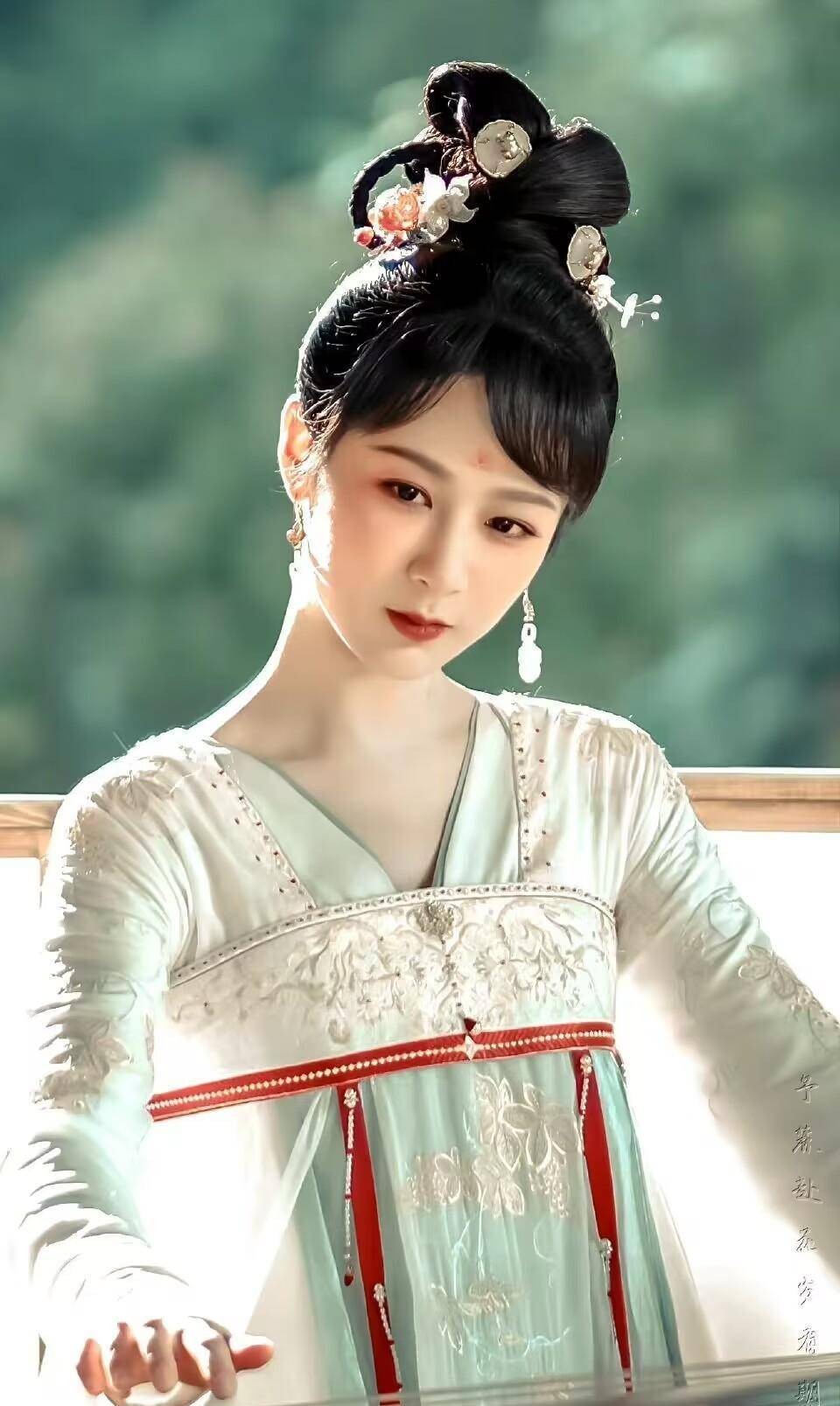 最火的电视剧2021排行前10名古装,最火的电视剧排名古装